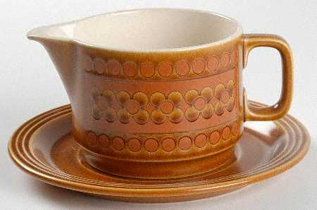 Saffron Gravy Boat & Underplate