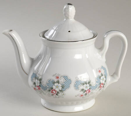 Rose Bud Teapot & Lid