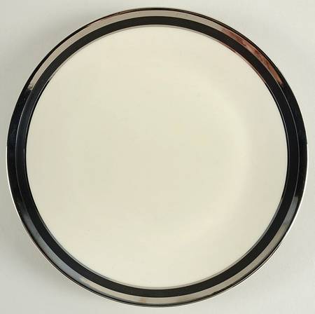 Midnight Halo Salad Plate