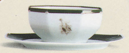 Chasse Hunter Green Sauce Boat with Attached Underplate