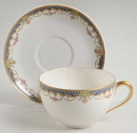 HRO1 Oversized Cup & Saucer Set
