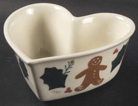 Gingerbread 6" Heart Shaped Bowl