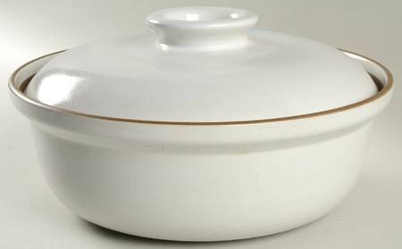 Opaque White (Coupe Shape) 5 Qt Dutch Oven