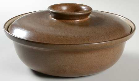Sandalwood (Coupe Shape) 2 Qt Round Covered Casserole