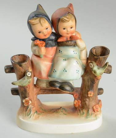 Coquettes by M.I. Hummel