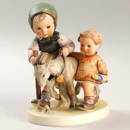 Homeward Bound Tm5-Homeward Bound-Support On Goat - No Box