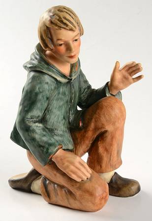 Large Colored Nativity Figurines #260 Tm6-Shepherd Kneeling - Boxed