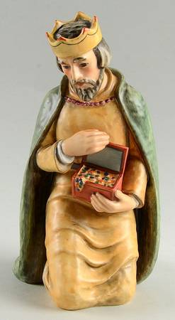 Large Colored Nativity Figurines #260 Tm6-King Kneeling - Boxed