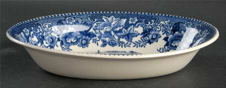 Avon Cottage 9" Oval Vegetable Bowl