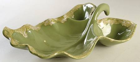 Avocado Extra Large Leaf Dish