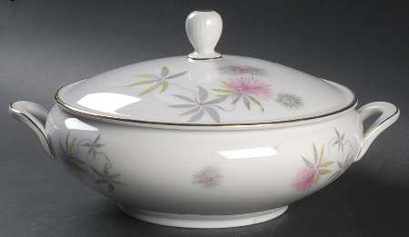 1672 8" Round Vegetable Bowl