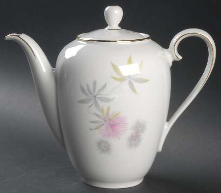 1672 Coffee Pot & Lid
