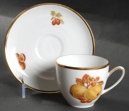 5025 Flat Cup & Saucer Set