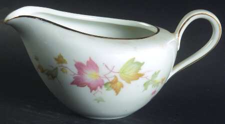 8250 Creamer by Hutschenreuther