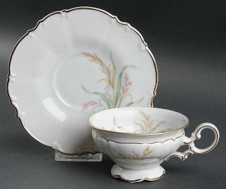 8578 Footed Cup & Saucer Set