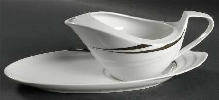 Accent Gravy Boat & Underplate