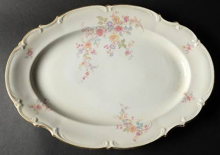 The Afton 15" Oval Serving Platter