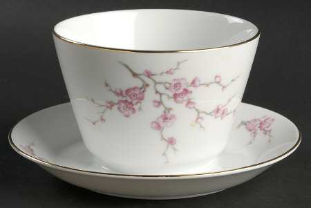 Almond Blossom (Coupe) Gravy Boat with Attached Underplate