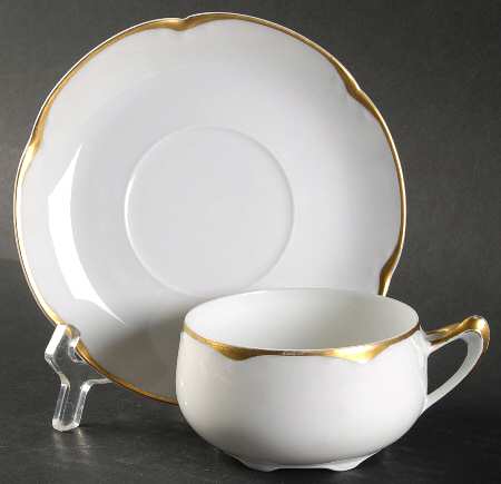 Alice (Gold Trim) Flat Cup & Saucer Set