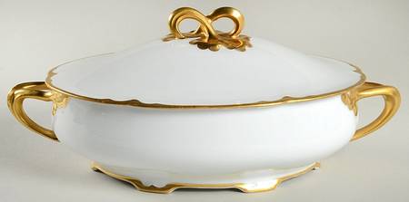 Alice (Gold Trim) Oval Covered Vegetable