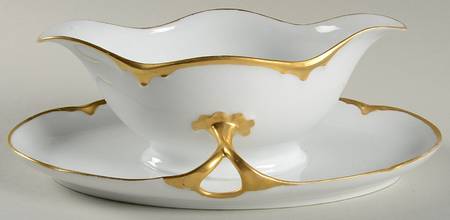 Alice (Gold Trim) Gravy Boat with Attached Underplate