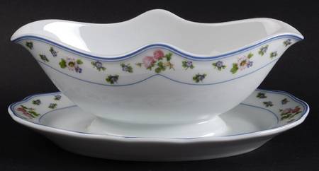 Amalienburg (Floral Rim) Gravy Boat with Attached Underplate