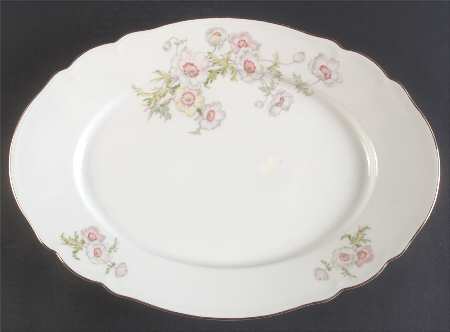 The Anemone (White, SCALLOPED) 14" Oval Serving Platter