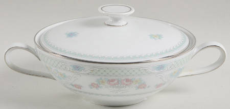 Antoinette Sugar Bowl & Lid by Hutschenreuther