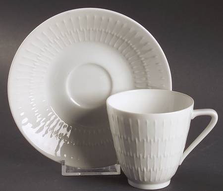 Apart Flat Cup & Saucer Set