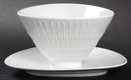 Apart Gravy Boat with Attached Underplate