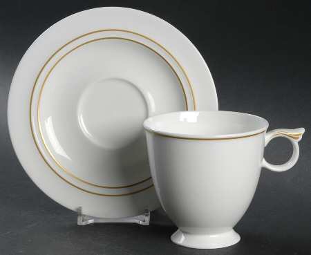 Arabesque Footed Cup & Saucer Set