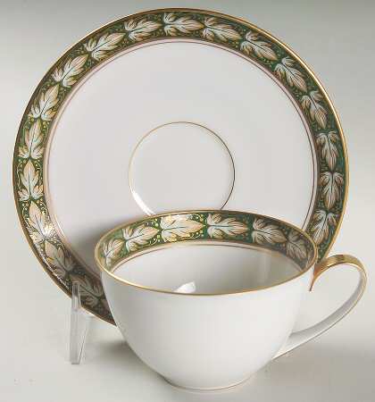 Baroness Flat Cup & Saucer Set