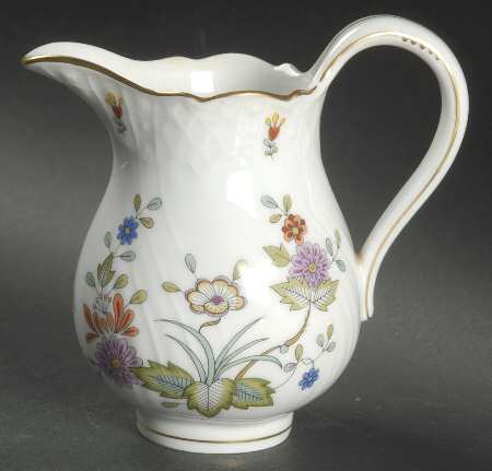 Bellevue Creamer