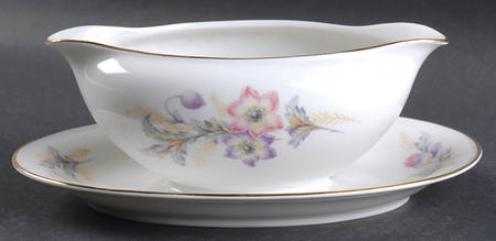 Belmont, The Gravy Boat with Attached Underplate