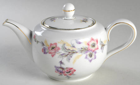 Belmont, The Teapot & Lid