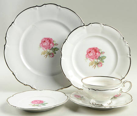 The Belrose 5 Piece Place Setting