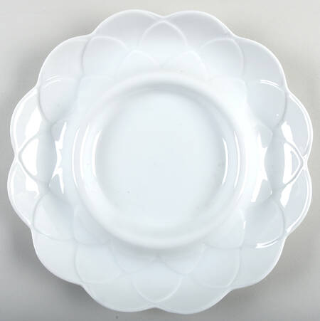 Bianca (Tavola Line) Artichoke Plate
