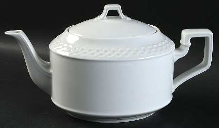 Blanche (Comtesse) Teapot & Lid