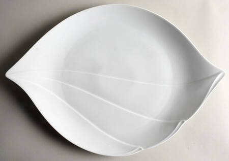 Blanche (Maxim's Line) 18" Oval Serving Platter