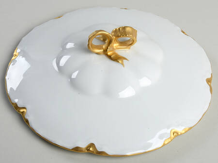 The Blenheim Lid for Round Vegetable