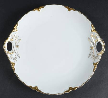 The Blenheim Handled Cake Plate