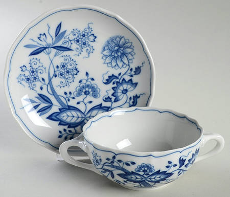 Blue Onion Flat Cream Soup Bowl & Saucer Set