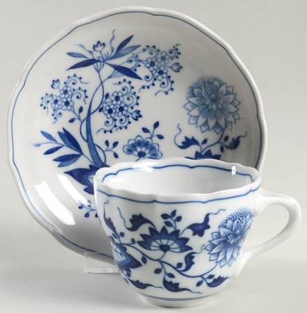 Blue Onion Flat Cup & Saucer Set