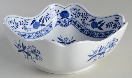 Blue Onion 8" Square Vegetable Bowl
