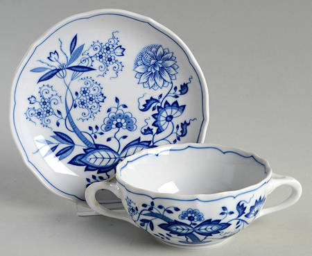 Blue Onion Flat Cream Soup Bowl & Saucer Set
