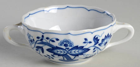 Blue Onion Flat Cream Soup Bowl