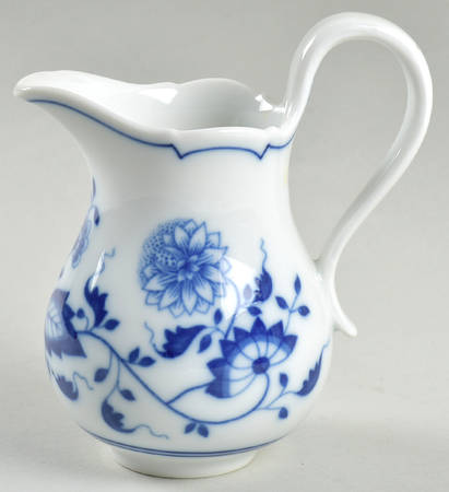 Blue Onion Creamer