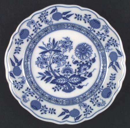 Blue Onion Large Dinner Plate