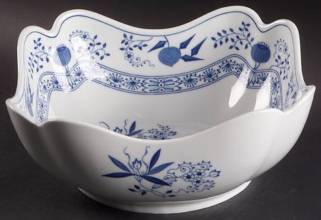 Blue Onion 9" Square Vegetable Bowl
