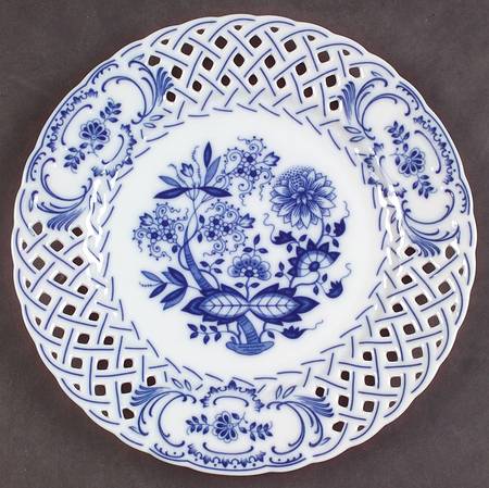 Blue Onion Pierced Edge Salad Plate